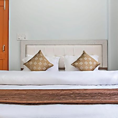The Kasauli Western Uphills I Serviced Apartments I Pvt Balcony I Peacefull Area I By Exotic Stays Εξωτερικό φωτογραφία