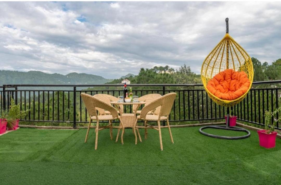 The Kasauli Western Uphills I Serviced Apartments I Pvt Balcony I Peacefull Area I By Exotic Stays Εξωτερικό φωτογραφία